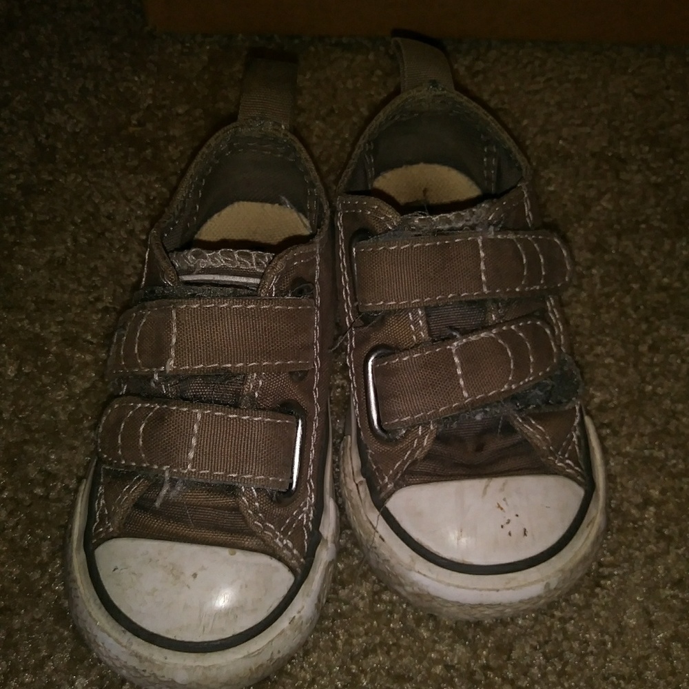 Converse velcro sneakers 5